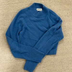 Cropped knit sweater